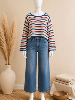 EESOME NWOT Open Knit Striped Cropped Sweater